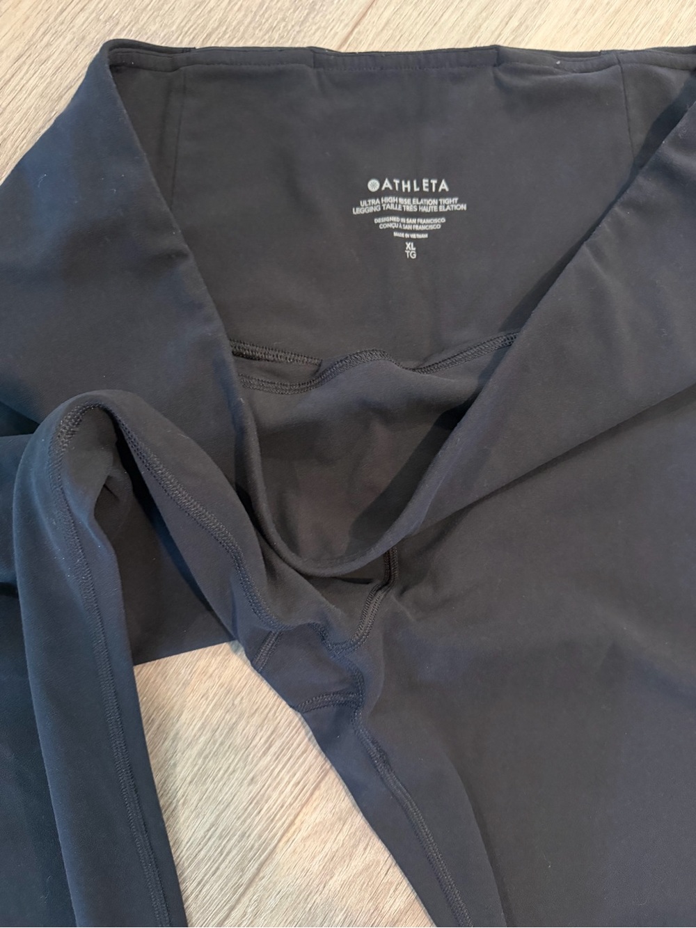 Athleta Black Ultra High-Rise Elation Tights - Picture 3 of 3